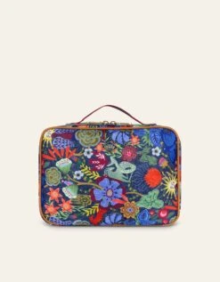 OILILY Cara Toilettas Met Haak(Cara Travel Kit With Hook 10)